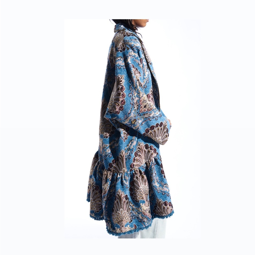 Azalea wang pavlova coat - Picture 4 of 4
